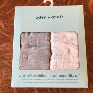 Aden + Anais Silky Soft Swaddles - 2 Pack